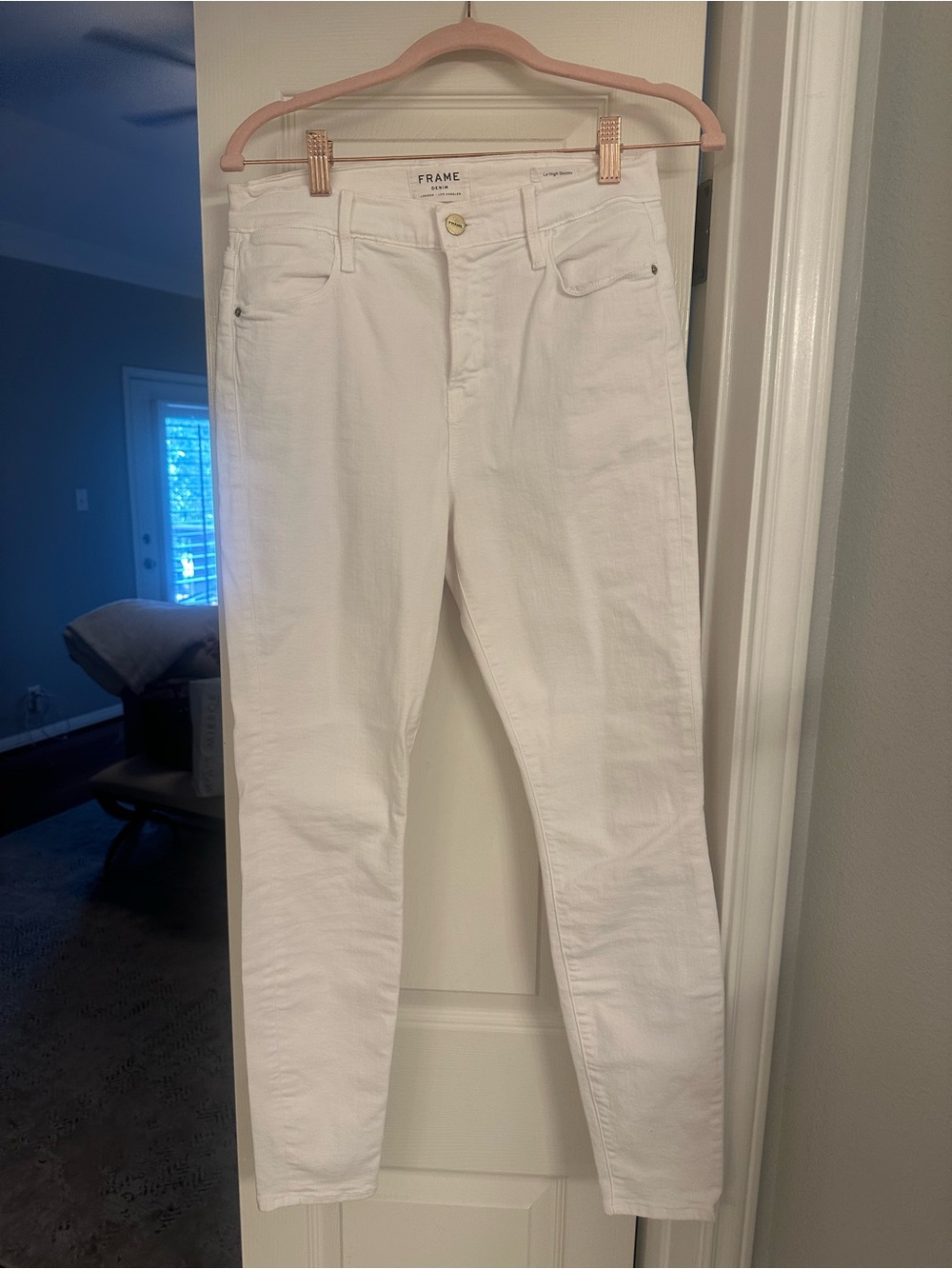 Frame Denim Skinny High-Rise Jeans in White
